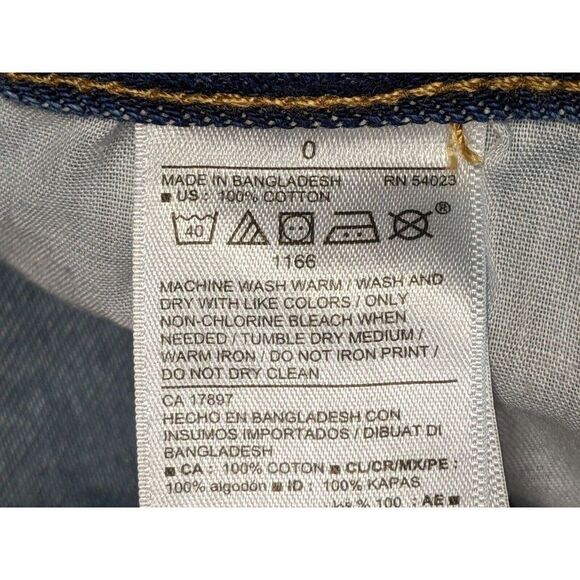 (3/$35) Old Navy Size 0 Pockets Whiskered Straight Leg Cropped Denim Blue Jeans - Picture 5 of 10